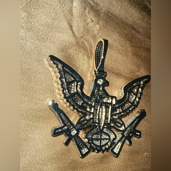 Iced Out Bird “KING” Pendant - Picture 5 of 5